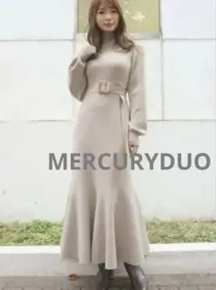 MERCURYDUOオープンショルダーマーメードワンピ　　ベージュ