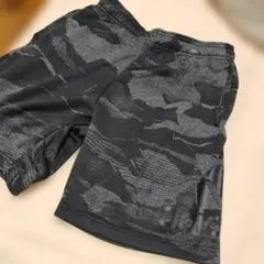 adidas アディダス ショートパンツ カモフラ柄 Lサイズのサムネイル