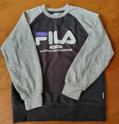 FILA 薄手トレーナー　160のサムネイル