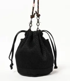 Item thumbnail for item fe963447-8b6d-4cd9-8c44-5fd053905237