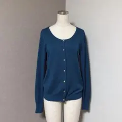 ディスコート マルチボタン ニット カーディガン ブルー