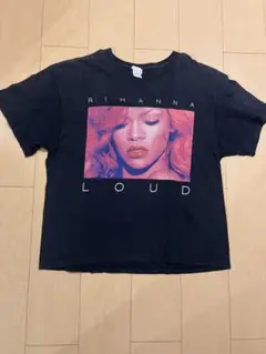 Rihanna Loud Tour Tシャツ