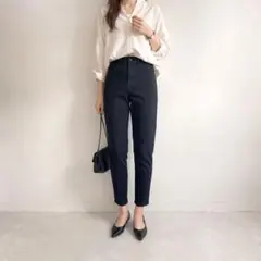 【美品】ユニクロ ブラック ストレッチパンツ Mサイズ シンプル 美脚 #12