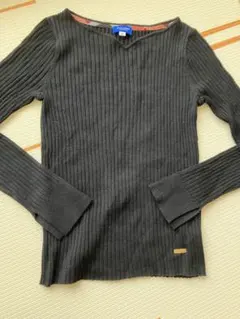 『新品未使用』ブルーレーベルクレストブリッジ　ニット　黒