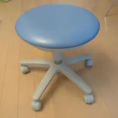 ライトブルー 円形オフィスチェア 5本脚