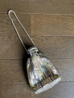 Item thumbnail for item e2ae70b1-6895-46d6-b8c3-bd90a386cf45