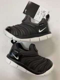 新品 NIKE ダイナモフリー スニーカー スリッポン 14㎝ 黒 ブラック