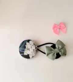 【リバティ】ヘアゴム　ラインストーン