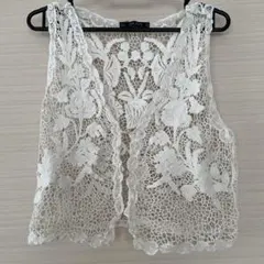 ZARA BASIC ホワイトレースベスト Sサイズのサムネイル