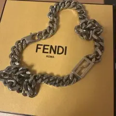 FENDI バゲットブレスレット 箱袋タグあります。 サイズ　M 値下げ交渉◯ FENDI バゲットブレスレット 箱袋タグあります。 サイズ M 値下げ交渉