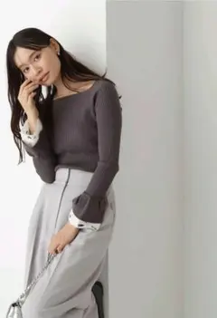 ◇NATURAL BEAUTY BASIC◇スクエアネックフレアカフスニット