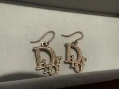 Christian Dior ロゴ ラインストーン ピアス両耳用