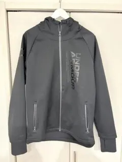UNDER ARMOUR フルジップフード付きジャケット 黒