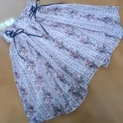 タグ付き未使用　アクシーズファム　フラワープリント フレアスカート