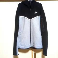 NIKE テックフリース black&grey 海外限定 正規品 S 上のみ 2025年最新】海外限定 ナイキ フリースの人気アイテム - メルカリ