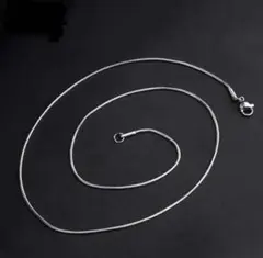 スネークチェーンネックレス　シンプル　仕事　金属アレルギー対応 ステンレス