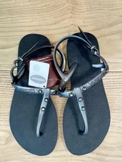 新品タグ付 Havaianas ビジュー サンダルのサムネイル