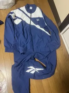 Reebok トラックスーツ 2XO 上着中古　パンツ新品未使用