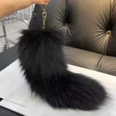 ファーしっぽ キーホルダー　ブラック