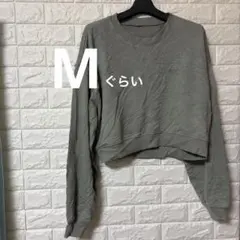 グレー クロップドスウェット トレーナー　グリーン　カーキ　ショート丈