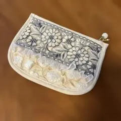NO.451☻ インド刺繍リボンポーチ(M)❶