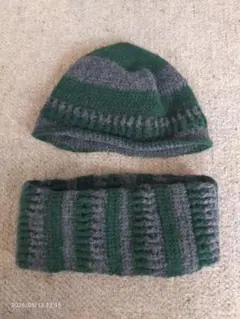 ハンドメイド　ニット帽とネックウォーマーセット