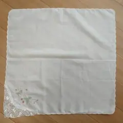 WEDGWOOD ウェッジウッドレース付きハンカチ レース付き敷物