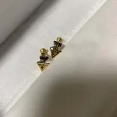 ゴールドシルバー三角形デザインイヤリング