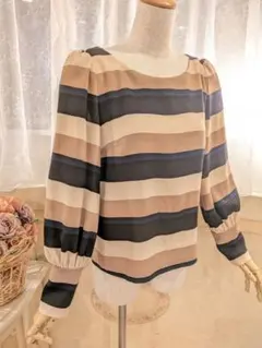 まり様　グレースコンチネンタル　トップス38　 ベージュ✕ブラウン✕ブラック