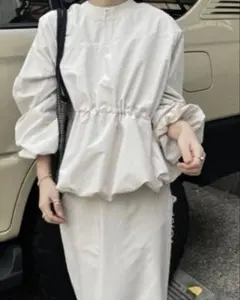 WILLFULLY バルーンドローストリングスイッチオーバートップス