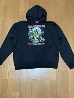 Item thumbnail for item 8368ead7-140e-4218-8df6-343dbf0d841b