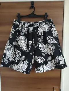未使用 総刺繍ショート丈 Mサイズゆるカーゴパンツ今昔 未使用 総刺繍ショート丈 Mサイズゆるカーゴパンツ今昔 - メルカリ