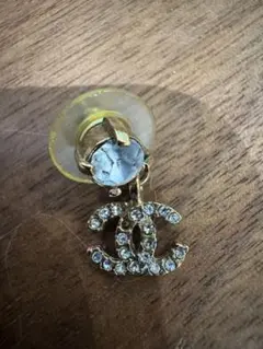 CHANEL片方ピアス