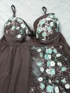 黒花柄刺繍 キャミソール