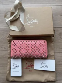 希少 高級 Christian Louboutin スタッズ 三つ折り財布 - メルカリ