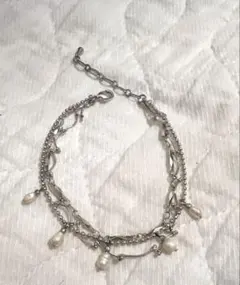 Item thumbnail for item 93682901-977a-48ff-a3ea-e02171ffaa53