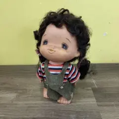当時物 ソフビ 女の子人形 少女 黒髪 カール ボードシャツ オーバーオール
