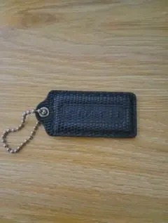 COACH 黒 チャーム ボールチェーン付き