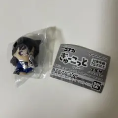 ガチャガチャ 名探偵コナン ぎゅーこっと 毛利蘭&工藤新一のぬいぐるみ