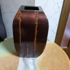 木製花瓶 ダークブラウン 桜樹皮 柄
