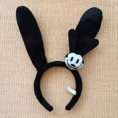 オズワルド　カチューシャ