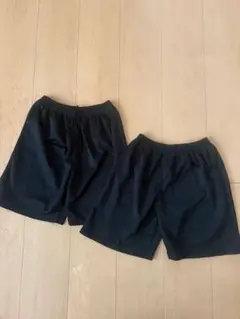 黒のハーフパンツ（傷あり）キッズ 半ズボン 120CM 130CM 2点セット