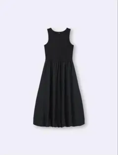 GU バブルヘムワンピース（ノースリーブ）