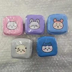 ちいかわ　カラビナつき　刺繍スクエアミニポーチ　ちいかわ　他5点