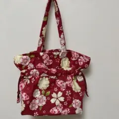 赤い布製巾着バッグ桜と蝶柄
