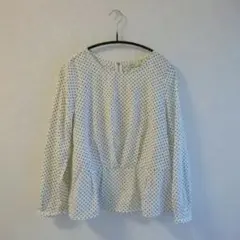 earth music&ecology オフホワイトブラウス