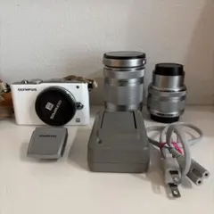 OLYMPUS PEN LITE E-PL3 ホワイト望遠レンズ付き　動作確認済
