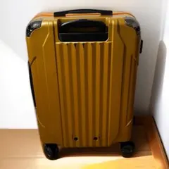 オレンジキャリーケース 4輪　説明欄必読のサムネイル