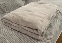 ニトリ　重たい毛布 7キロ