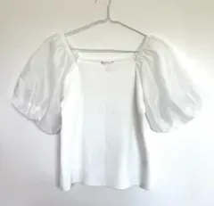 美品 WILLSELECTION スクエアネックパフスリーブトップスのサムネイル